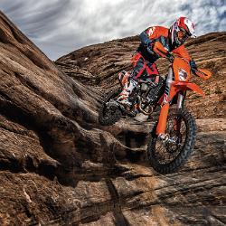 350 EXC-F MY 2017 Action 05